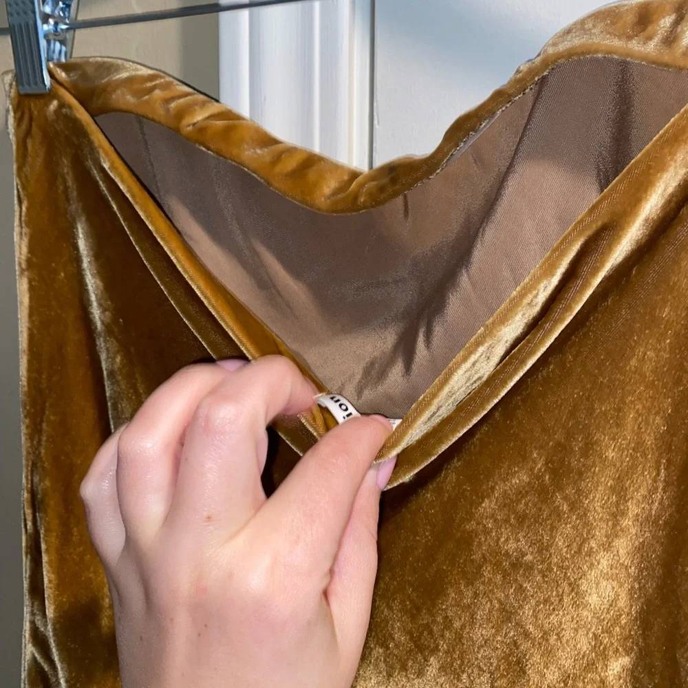 REFORMATION Sylvania Velvet Strapless Dress - Picture 9 of 9